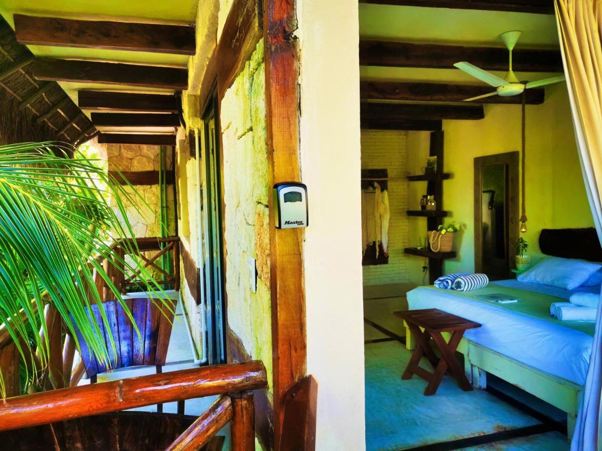La Casa De Mia Tulum Hotell Exteriör bild